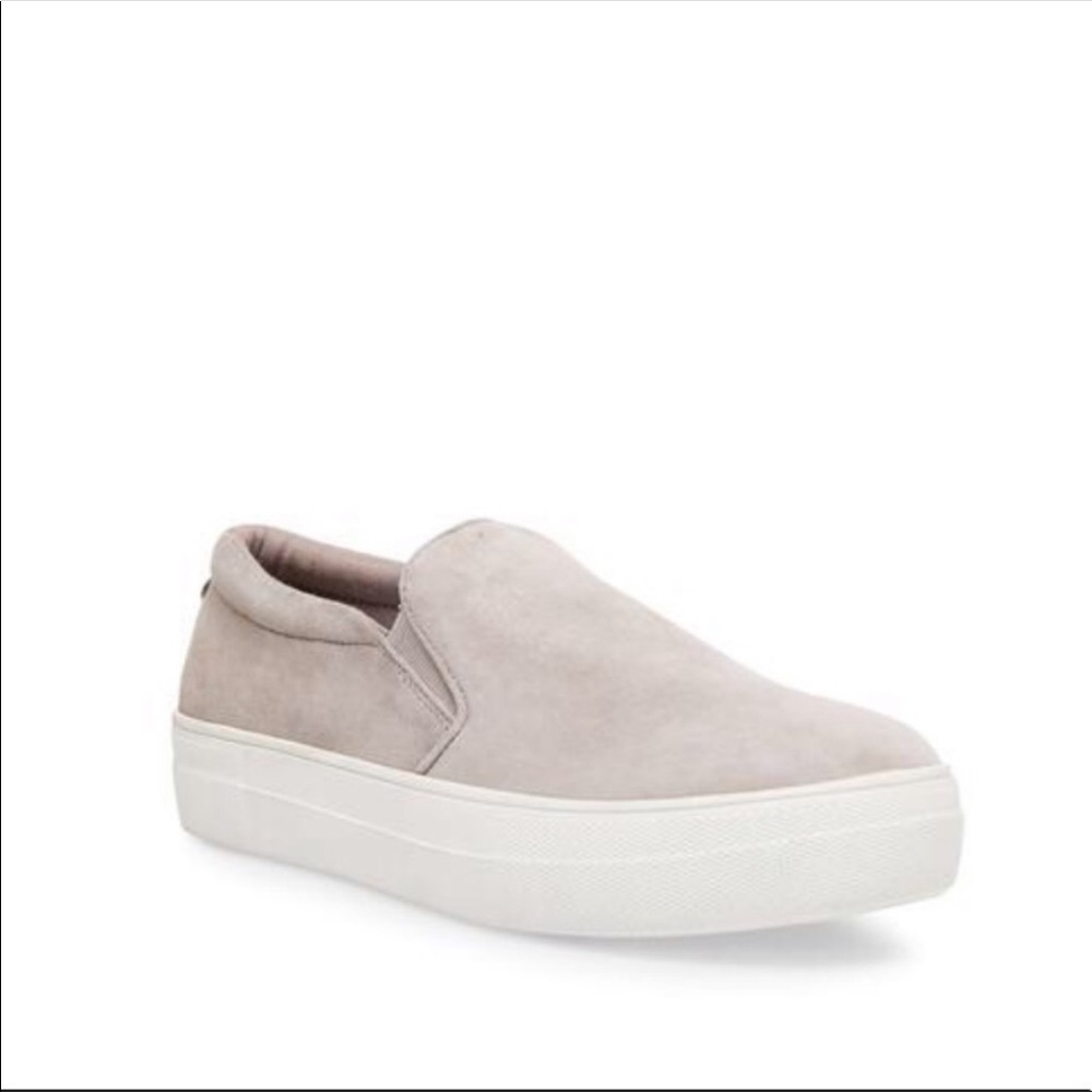 BRAND NEW steve madden Grey Suade slip on sneakers